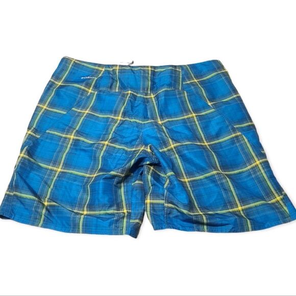 Columbia Omnishade Blue Green Plaid Board Shorts Swim Trunks Size 42 - Picture 2 of 4